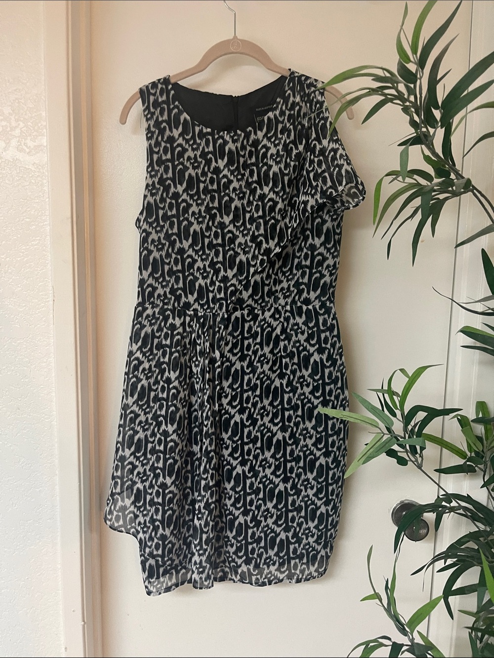 Jules & Leopold Black and White Leopard-Print Mini Dress